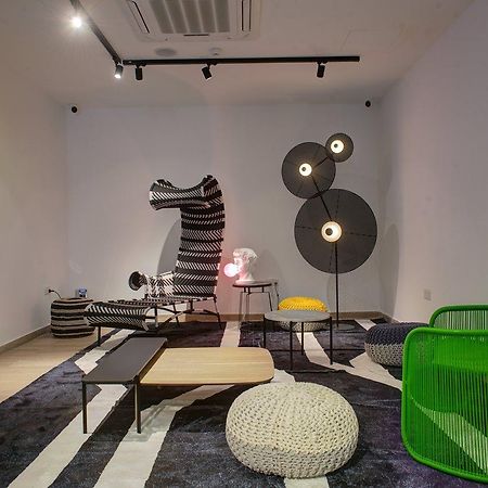 Ikyk Hotel (Adults Only) Saint Julian's Екстериор снимка