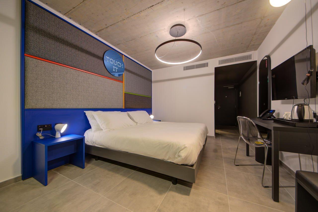 Ikyk Hotel (Adults Only) Saint Julian's Екстериор снимка
