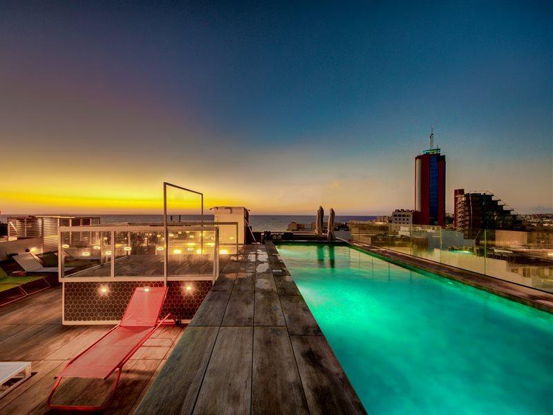 Ikyk Hotel (Adults Only) Saint Julian's Екстериор снимка